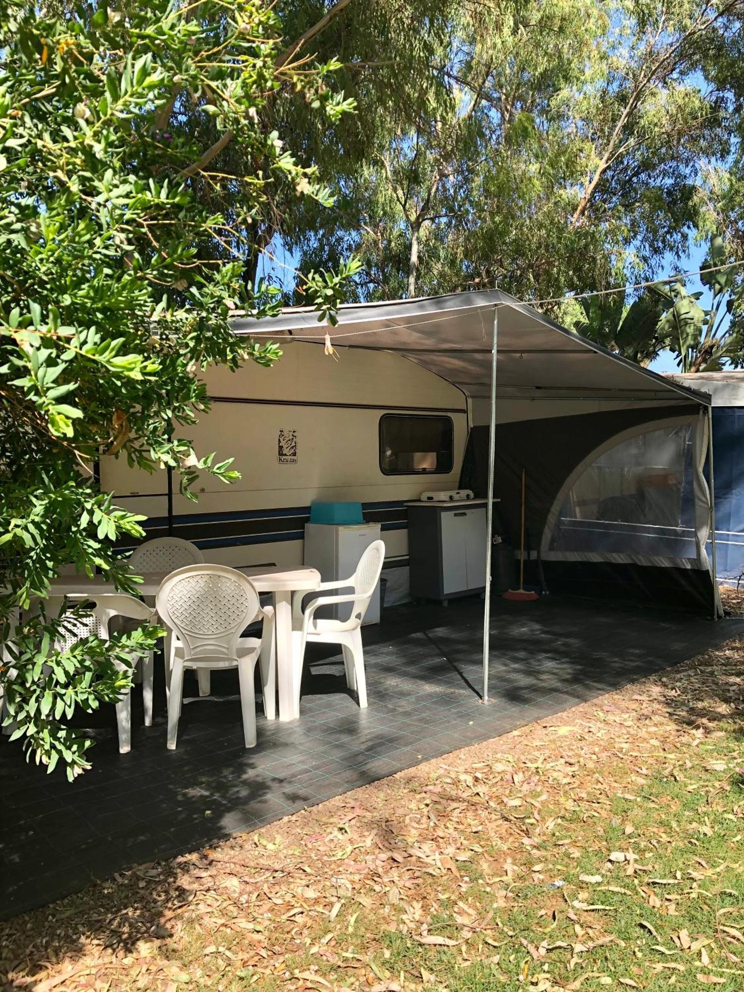 Camping Cala D'Ostia Pula Exterior foto